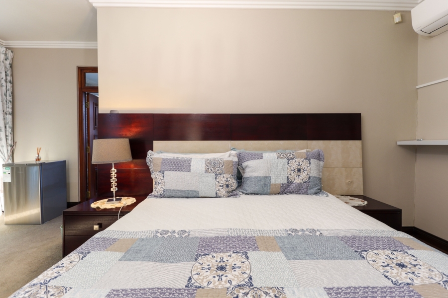 4 Bedroom Property for Sale in Heuwelsig Free State